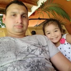 Meet your Posher, Omar